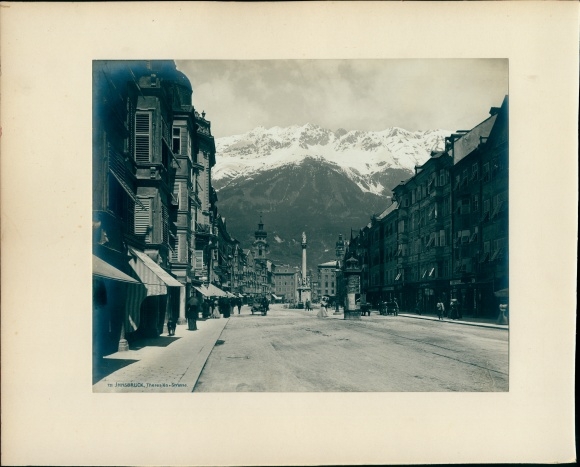 Photo around 1880, Innsbruck Tirol, Theresien-Strasse, horse-drawn carriages, Vienna City Hall