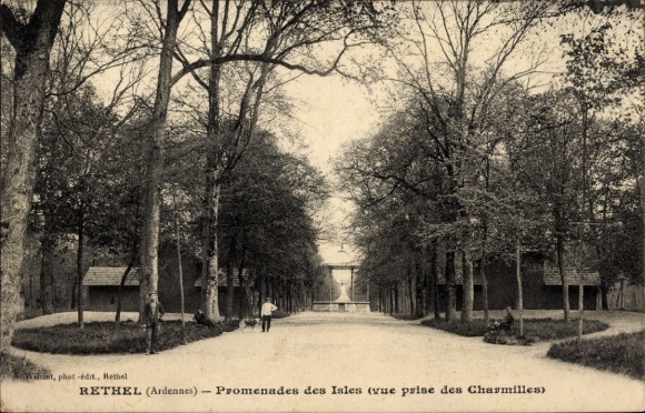 Ak Rethel Ardennes, Bäume, Promenade, Gebäude, Pfad, Landschaft, Stimmung