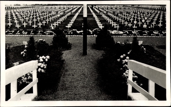 Photo Maastricht Limburg Netherlands, US Military Cemetery
