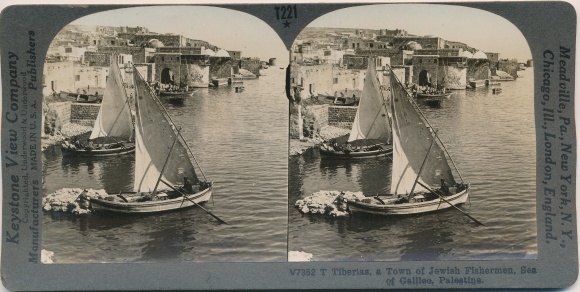 Stereo photo Tiberias Israel, fishing boats