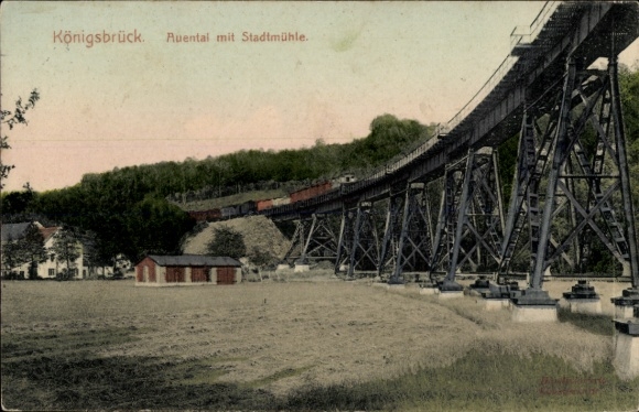Ak Königsbrück in der Oberlausitz,  Ruental, Stadtmühle, Eisenbahnbrücke
