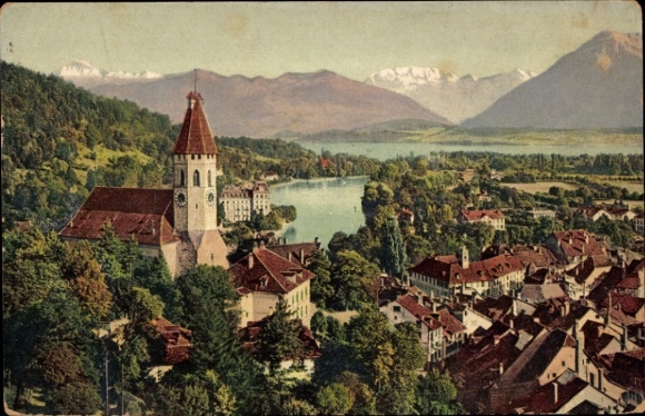 KP Thun Kanton Berno Szwajcaria, Widok alpejski, kościół, domy, jezioro, góry