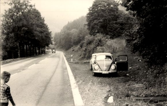Postcard Wien 3 Landstraße, A boy stands on a country road, to the right a parked car, behind it...