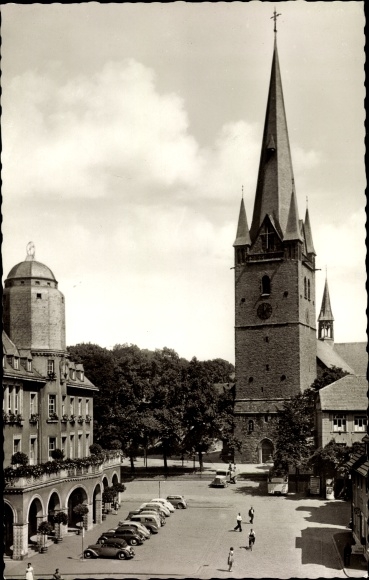 Ak Menden im Sauerland, stadhuis en kerk