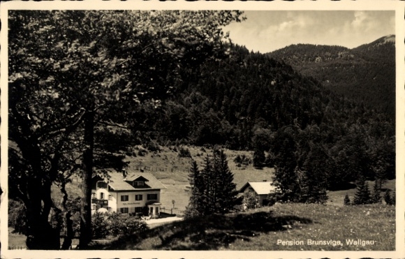 Postcard Wallgau Oberbayern, Pension Brunsviga, surrounded by mountains and trees