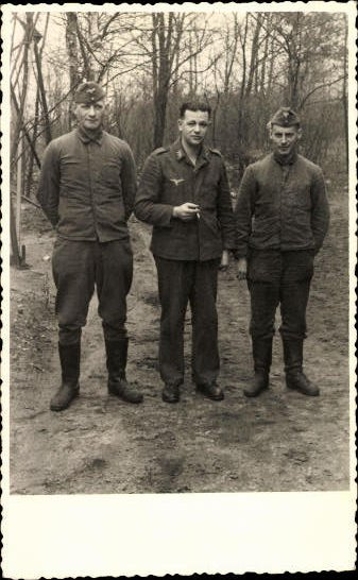 10 old photo PC groups of men, various motifs