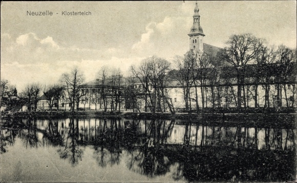 PC Neuzelle in Brandenburg, monastery pond