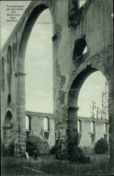 Postcard Bad Hersfeld in Hesse, triumphal arch at the transept of the monastery ruins
