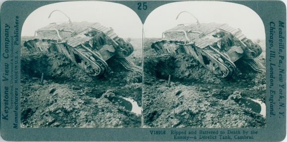 Stereo photo Cambrai Nord, Ripped and battered to death by the enemy, derelict tank, I WK