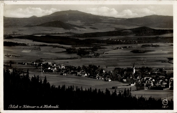 Ak Kottmar in der Oberlausitz, Totalansicht, Hochwald, Kottmarberg-Baude