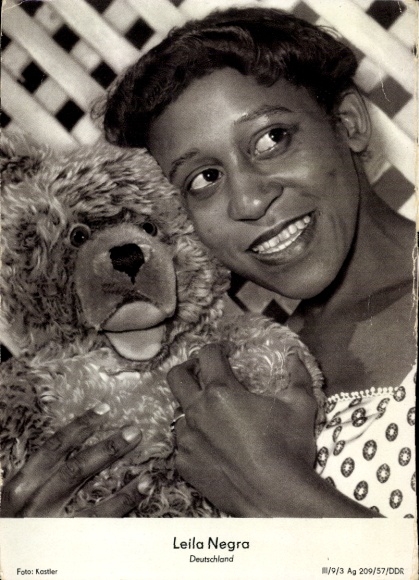KP piosenkarka i aktorka Leila Negra, portret z Teddym, Marie Nejar
