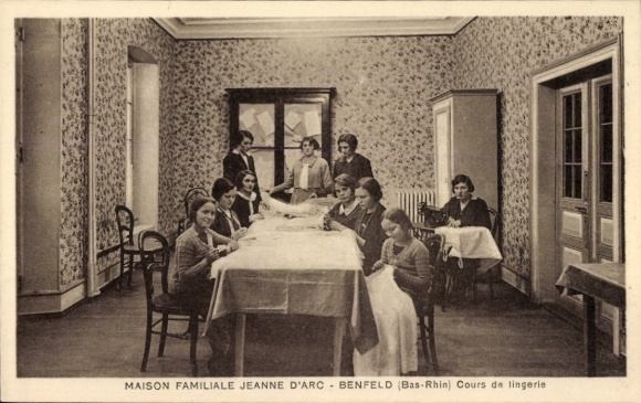 Postcard Benfeld Alsace Bas Rhin, Family House of Joan of Arc, Lingerie Course