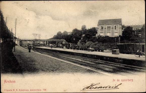 Postcard Arnhem Bruxelles Brussels, train station