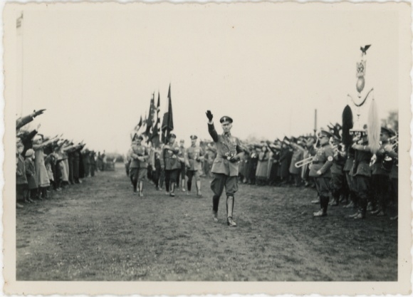 Photo Marienburg Hildesheim in Lower Saxony, Gausängerfest, soldiers, August 13, 1933