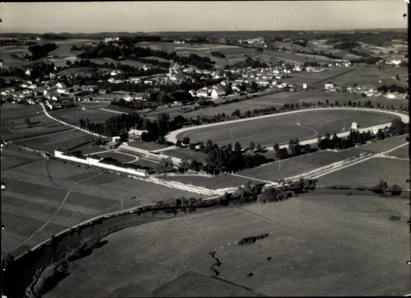 Foto Niederbayern, Trabrennbahn, Fliegeraufnahme
