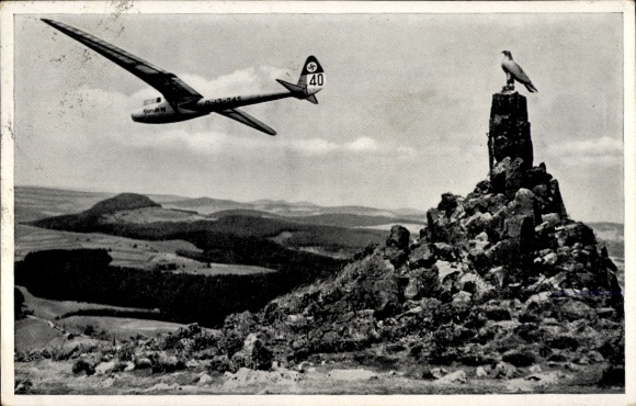 Postcard Gersfeld in the Rhön Hessen, Wasserkuppe, aviator memorial, glider