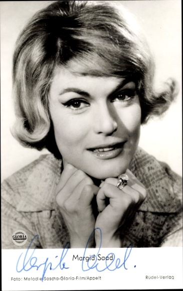 Postcard actress and director Margit Saad, portrait, autograph