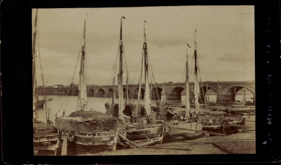 Photo Bordeaux Gironde, Port and Bridge