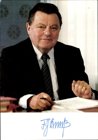Postcard politician Franz Josef Strauß, portrait, autograph