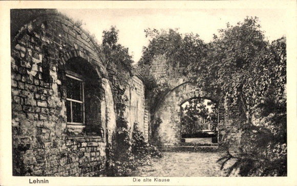 Postcard Kloster Lehnin in der Mark, shows the old cloister which was built from bricks and...