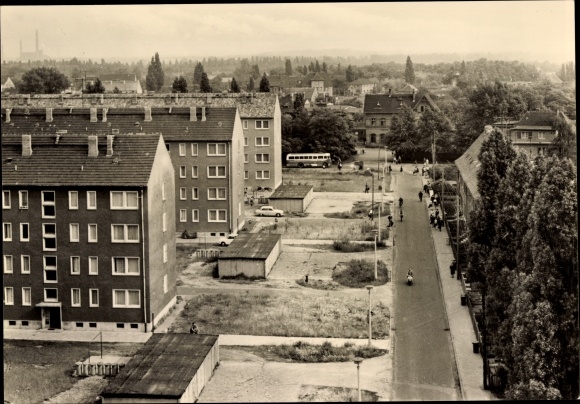 Ak Sandersdorf Brehna in Saksen-Anhalt, uitzicht op Feldstrasse, woonwijk