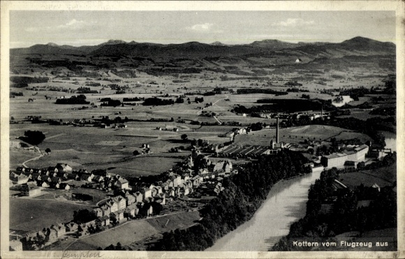 Ak Kottern Kempten im Allgäu Schwaben, Luftaufnahme von  Landschaft, Fluss, Gebäude