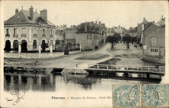 Postcard Vierzon Cher, Bank de France, Petit Mai, river view, architecture