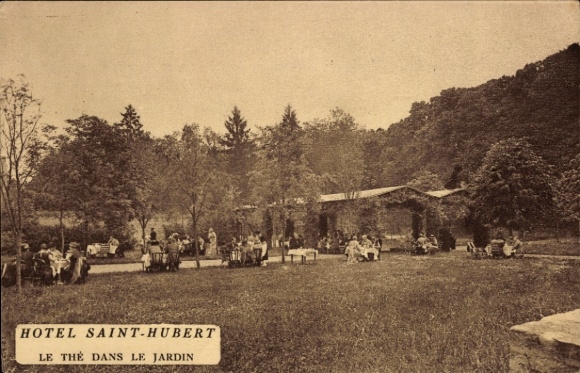 Ak Rambouillet Yvelines, Hotel Saint-Hubert, Garten mit Gästen, Teestube im Freien