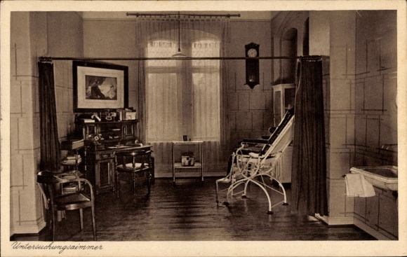Ak Kassel in Hessen, Elisabeth-Krankenhaus, Untersuchungszimmer, Weinbergstraße 7