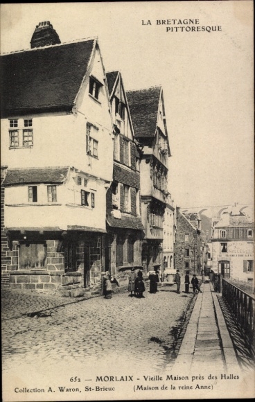 Postcard Morlaix Finistère, old town view, traditional architecture, cobblestone street, mild A