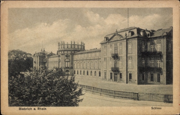 Ak Biebrich am Rhein Wiesbaden, Schloss Biebrich, Rhein,  Architektur, schwarz-weiß
