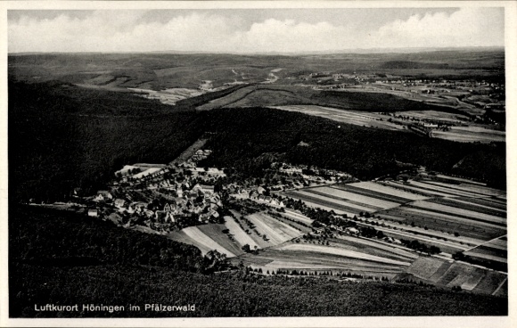 Ak Höningen Altleiningen in der Pfalz, Fliegeraufnahme