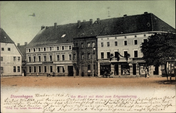PC Reuterstadt Stavenhagen in Mecklenburg, on the market, hotel to the hereditary grand duke, shops