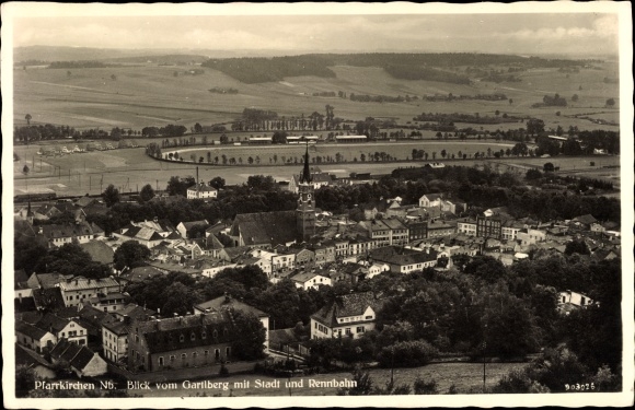 Postcard Pfarrkirchen in Niederbayern, view from Gartlberg with town and racecourse