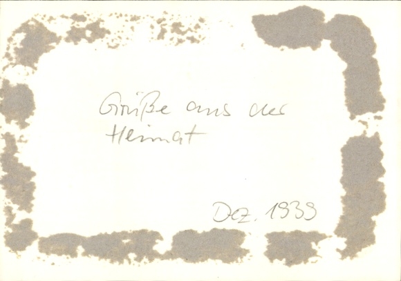 Photo Heinrich Hoffmann, Wehrmacht, soldiers reading the field post, December 1939