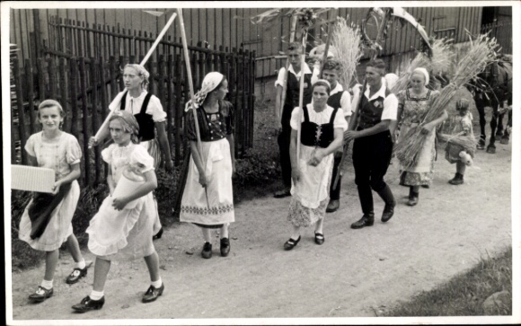 Foto Kleinneuschönberg Olbernhau im Erzgebirge, Erntedankfest