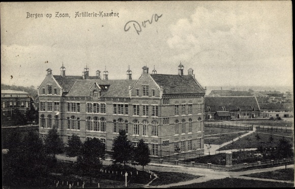 KP Bergen op Zoom Brabancja Północna Holandia, Artyleria Kazerne