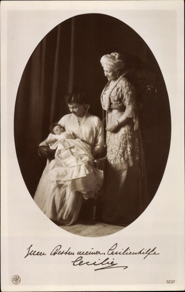 Ak Kronprinzessin Cecilie von Preußen, Kaiserin Auguste Viktoria, Alexandrine, NPG 5237