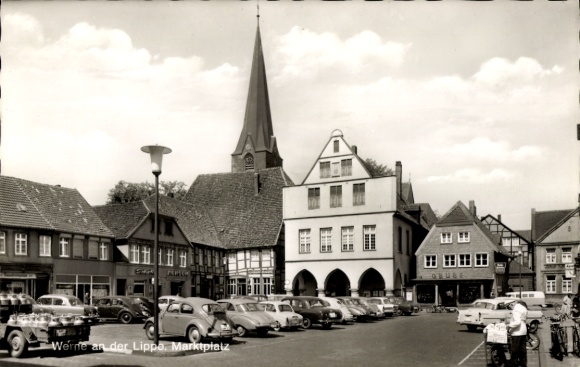Postcard Werne in the district of Unna North Rhine Westphalia, market square and church