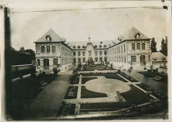 Photo Dreux Eure et Loir, castle 1913