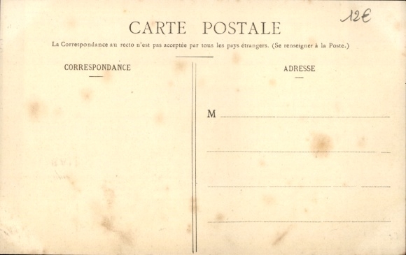 CPA La Ferrière sur Risle Eure, Avenue de Tilleuls