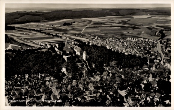 Ak Heidenheim an der Brenz Württemberg, Luftaufnahme, Häuser, Felder, Heidenheimer Brücken
