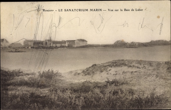 Postcard Roscoff Finistère, Le Sanatorium Marin, View of Laber Bay
