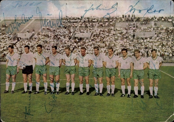 Ak Fußballmannschaft Werder Bremen, Deutscher Meister 1965, Autogramme