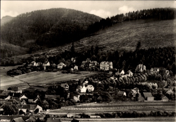 Ak Tabarz im Thüringer Wald, Berglandschaft, Häuser, Bäume, Felder,  Stimmung