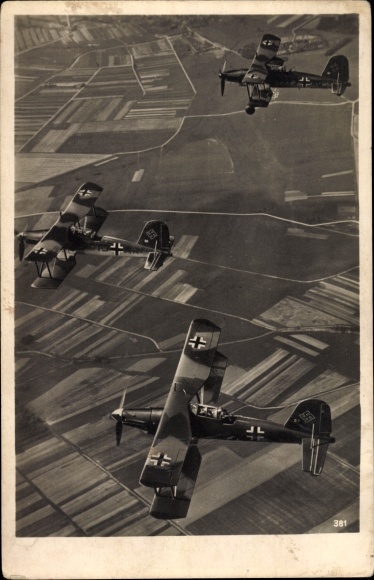 PC German military aircraft Fieseler Fi 167, Luftwaffe, Wehrmacht, camouflage, WW II