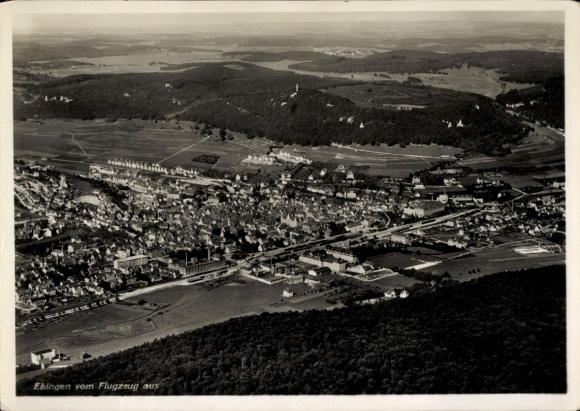 Ak Ebingen Albstadt in Württemberg, Fliegeraufnahme vom Ort