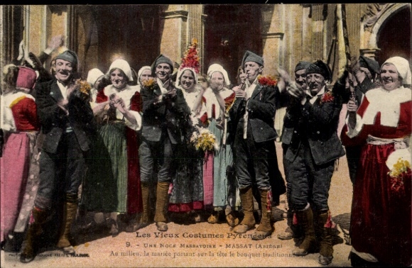 Ak Massat Ariège, Les vieux costumes Pyreneens