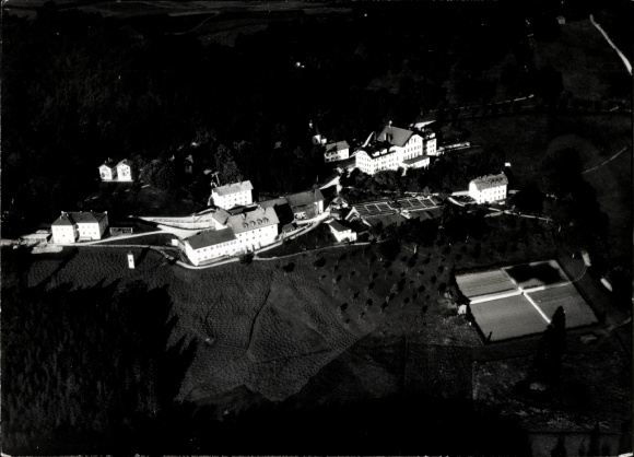 foto Adelholzen Siegsdorf Opper-Beieren, luchtfoto