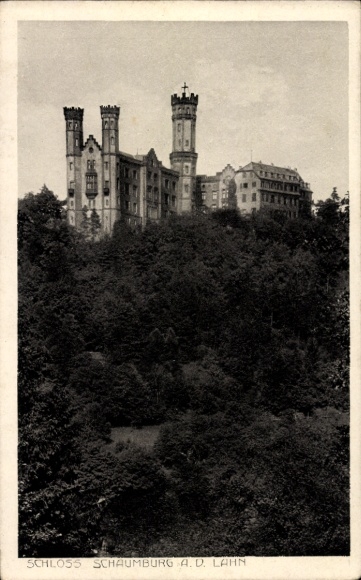 Postcard Balduinstein Lahn, Schaumburg Castle, castle on a hill, green trees
